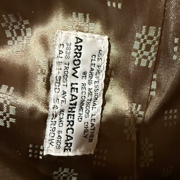 Men's Leather Trench Coat - Olive Green - Picture 11 of 14